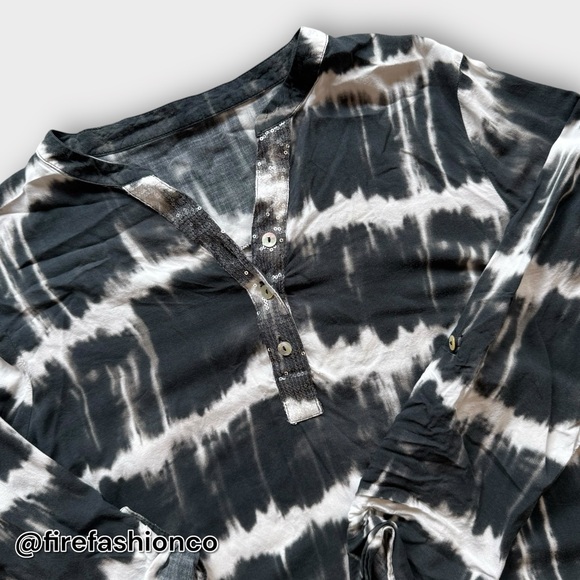 Monochrome Tie-Dye Long Sleeve Top - Picture 3 of 7
